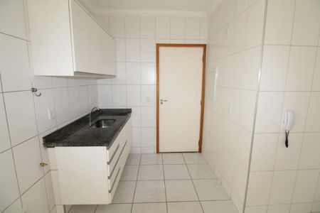 Apartamento para alugar com 70m², 2 quartos e 1 vagaCozinha