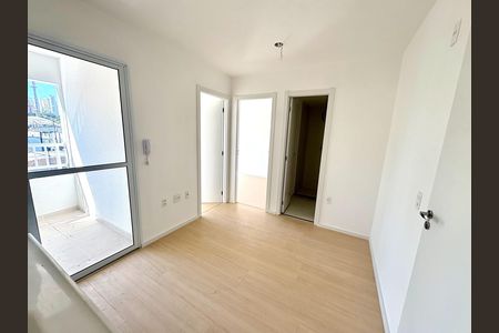 Apartamento para alugar com 40m², 2 quartos e sem vaga Apartamento para alugar com 40m², 2 quartos e sem vagaSala/Cozinha