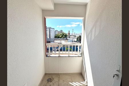 Apartamento para alugar com 40m², 2 quartos e sem vaga Apartamento para alugar com 40m², 2 quartos e sem vagaVaranda