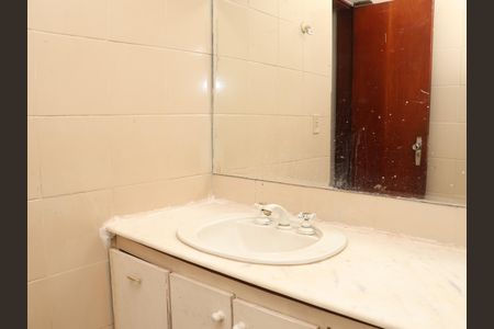 Casa para alugar com 432m², 3 quartos e 3 vagasBanheiro da Suíte 1