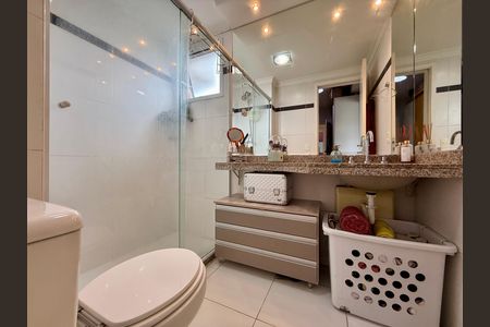 Apartamento à venda com 130m², 3 quartos e 2 vagasBanheiro Suíte 2