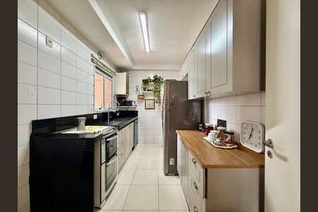 Apartamento à venda com 130m², 3 quartos e 2 vagasCozinha 