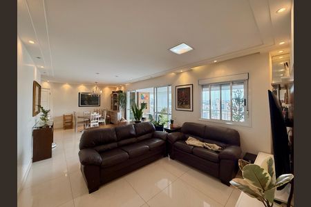 Apartamento à venda com 130m², 3 quartos e 2 vagasSala 