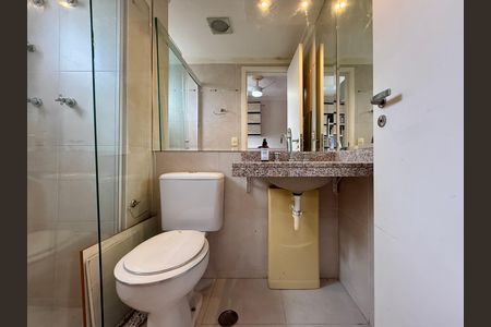 Apartamento à venda com 130m², 3 quartos e 2 vagasBanheiro Suíte 1