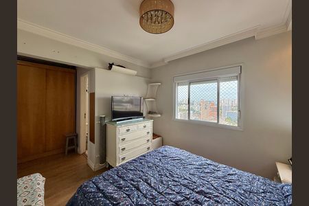 Apartamento à venda com 130m², 3 quartos e 2 vagasSuíte 2