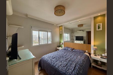 Apartamento à venda com 130m², 3 quartos e 2 vagasSuíte 2