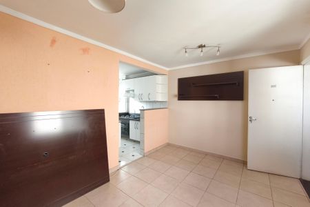 Sala de apartamento à venda com 3 quartos, 77m² em Vila Satúrnia, Campinas