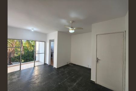 Apartamento para alugar com 2 quartos, 52m² em Taquara, Rio de Janeiro