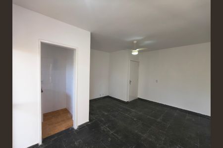 Apartamento para alugar com 2 quartos, 52m² em Taquara, Rio de Janeiro