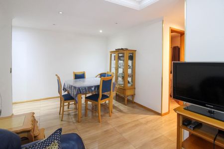 Apartamento para alugar com 60m², 2 quartos e 1 vagaSala 