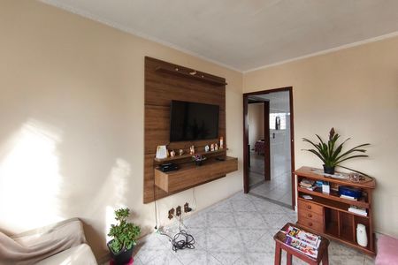 Casa à venda com 248m², 2 quartos e 3 vagas Casa à venda com 248m², 2 quartos e 3 vagasSala