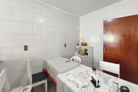 Casa à venda com 248m², 2 quartos e 3 vagas Casa à venda com 248m², 2 quartos e 3 vagasCopa