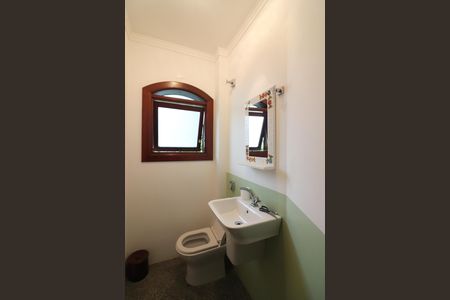 Casa para alugar com 580m², 5 quartos e 10 vagasLavabo
