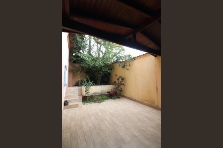 Quintal de casa para alugar com 5 quartos, 580m² em Bairro dos Casa, São Bernardo do Campo