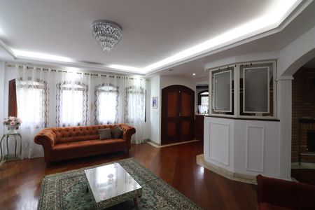 Casa para alugar com 580m², 5 quartos e 10 vagasSala 