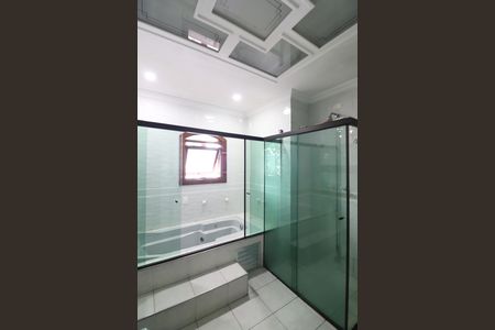 Casa para alugar com 580m², 5 quartos e 10 vagasSuíte 2 Banheiro 