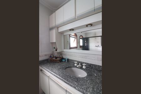 Casa para alugar com 580m², 5 quartos e 10 vagasSuíte 3 Banheiro 