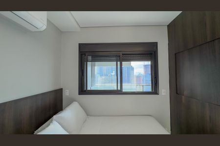 Studio de kitnet/studio para alugar com 1 quarto, 27m² em Jardim das Acacias, São Paulo