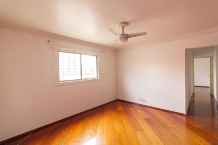 Sala de apartamento para alugar com 2 quartos, 55m² em Santo Amaro, São Paulo