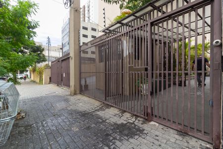 Apartamento para alugar com 55m², 2 quartos e 1 vaga Apartamento para alugar com 55m², 2 quartos e 1 vagaFachada