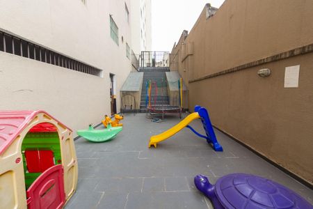 Apartamento para alugar com 55m², 2 quartos e 1 vaga Apartamento para alugar com 55m², 2 quartos e 1 vagaParque infantil