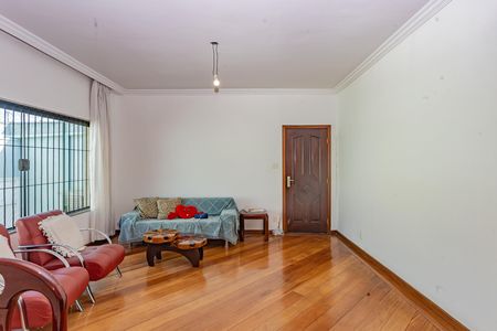 Casa à venda com 249m², 3 quartos e 1 vaga Casa à venda com 249m², 3 quartos e 1 vagaSala