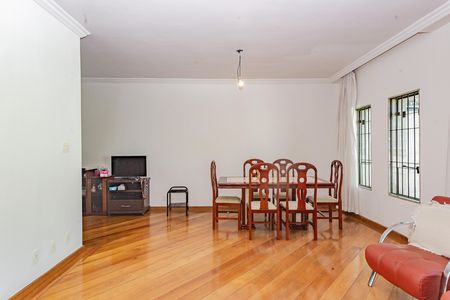 Sala de casa à venda com 3 quartos, 249m² em Cursino, São Paulo