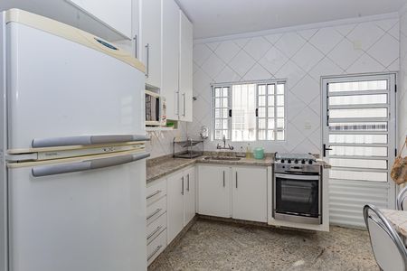 Casa à venda com 249m², 3 quartos e 1 vaga Casa à venda com 249m², 3 quartos e 1 vagaCozinha