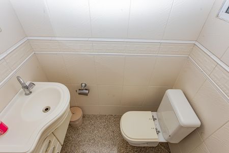 Casa à venda com 249m², 3 quartos e 1 vaga Casa à venda com 249m², 3 quartos e 1 vagaLavabo