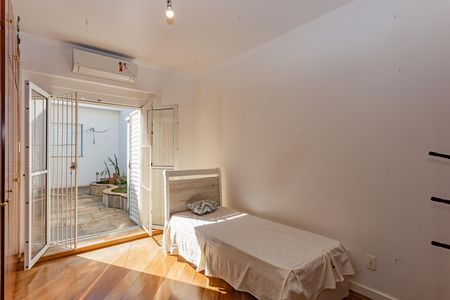 Casa à venda com 249m², 3 quartos e 1 vaga Casa à venda com 249m², 3 quartos e 1 vagaSuíte 1