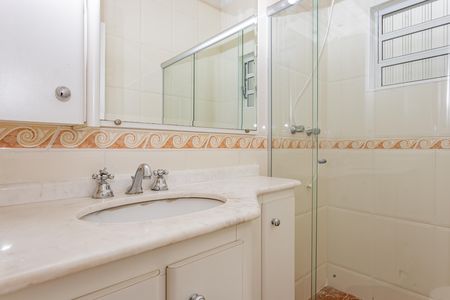 Casa à venda com 249m², 3 quartos e 1 vaga Casa à venda com 249m², 3 quartos e 1 vagaBanheiro da Suíte 2