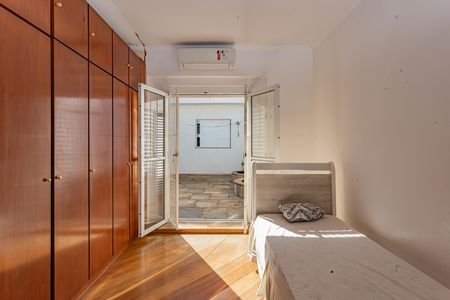 Casa à venda com 249m², 3 quartos e 1 vaga Casa à venda com 249m², 3 quartos e 1 vagaSuíte 1