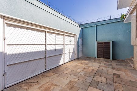 Casa à venda com 249m², 3 quartos e 1 vaga Casa à venda com 249m², 3 quartos e 1 vagaGaragem