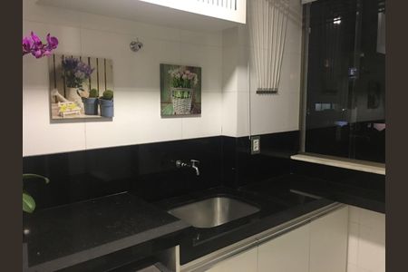 Apartamento para alugar com 98m², 3 quartos e 3 vagas Apartamento para alugar com 98m², 3 quartos e 3 vagasCozinha