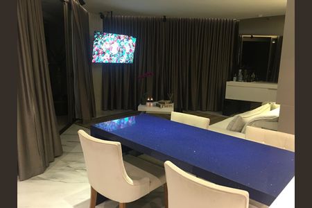 Apartamento para alugar com 98m², 3 quartos e 3 vagas Apartamento para alugar com 98m², 3 quartos e 3 vagasSala de jantar