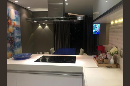 Apartamento para alugar com 98m², 3 quartos e 3 vagas Apartamento para alugar com 98m², 3 quartos e 3 vagasCozinha