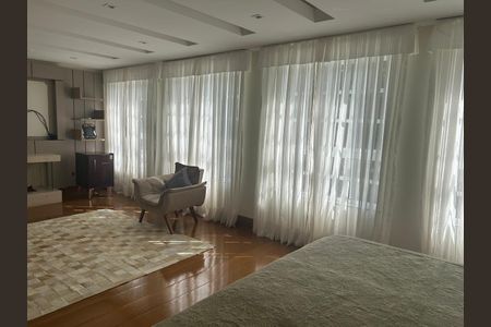 Quarto 3 de casa de condomínio para alugar com 3 quartos, 360m² em Valparaíso, Petrópolis