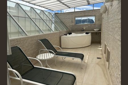 Casa de condomínio para alugar com 360m², 3 quartos e 3 vagas Casa de condomínio para alugar com 360m², 3 quartos e 3 vagasÁrea externa
