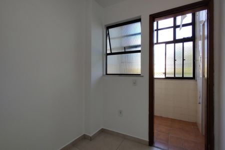 Apartamento para alugar com 82m², 2 quartos e 1 vaga Apartamento para alugar com 82m², 2 quartos e 1 vagaQuarto de Serviço