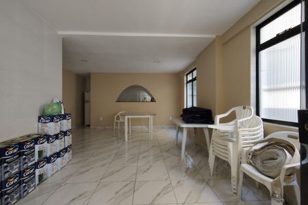 Apartamento para alugar com 82m², 2 quartos e 1 vaga Apartamento para alugar com 82m², 2 quartos e 1 vagaÁrea comum - Salão de festas