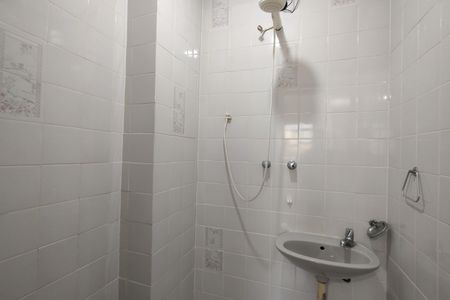 Apartamento para alugar com 82m², 2 quartos e 1 vaga Apartamento para alugar com 82m², 2 quartos e 1 vagaBanheiro de serviço