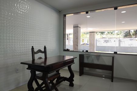 Apartamento para alugar com 82m², 2 quartos e 1 vaga Apartamento para alugar com 82m², 2 quartos e 1 vagaHall de entrada