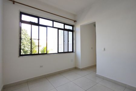 Apartamento para alugar com 82m², 2 quartos e 1 vaga Apartamento para alugar com 82m², 2 quartos e 1 vagaSala