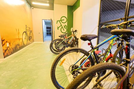 Apartamento para alugar com 100m², 3 quartos e 2 vagas Apartamento para alugar com 100m², 3 quartos e 2 vagasBicicletário