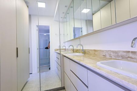 Apartamento para alugar com 100m², 3 quartos e 2 vagas Apartamento para alugar com 100m², 3 quartos e 2 vagasBanheiro do Quarto 3