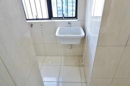 Apartamento para alugar com 84m², 3 quartos e 1 vagaÁrea de Serviço