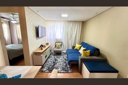 Sala de apartamento à venda com 2 quartos, 45m² em Vila Galvão, Guarulhos