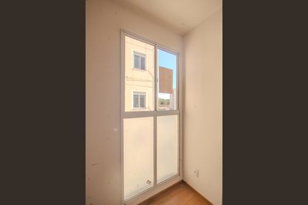 Sala de apartamento para alugar com 2 quartos, 40m² em Cavalhada, Porto Alegre