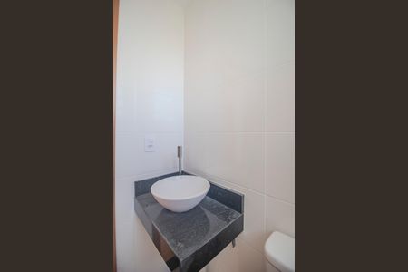 Apartamento à venda com 40m², 2 quartos e 1 vaga Apartamento à venda com 40m², 2 quartos e 1 vagaBanheiro
