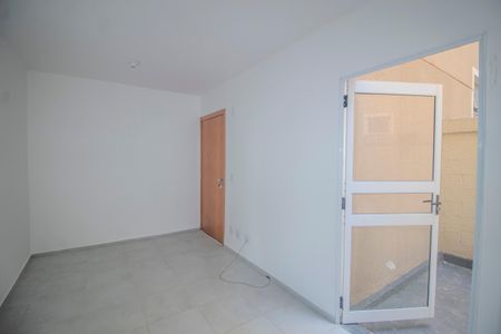 Apartamento à venda com 50m², 2 quartos e 1 vaga Apartamento à venda com 50m², 2 quartos e 1 vagaSala
